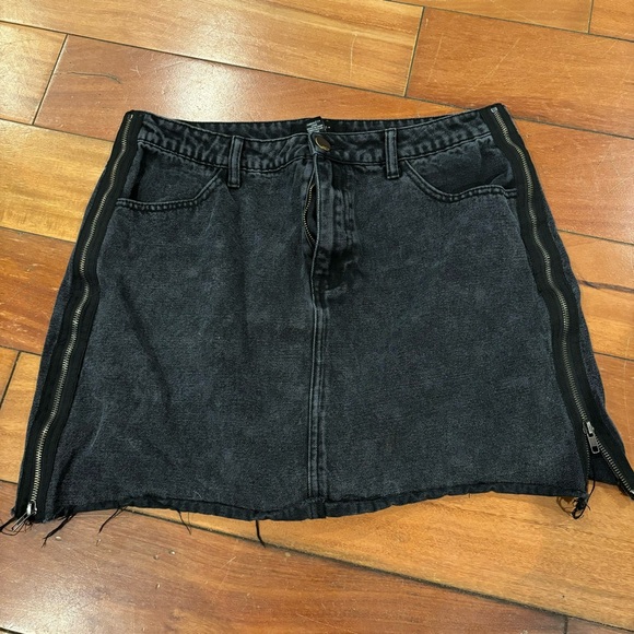 Black Denim Skirt - Picture 1 of 4